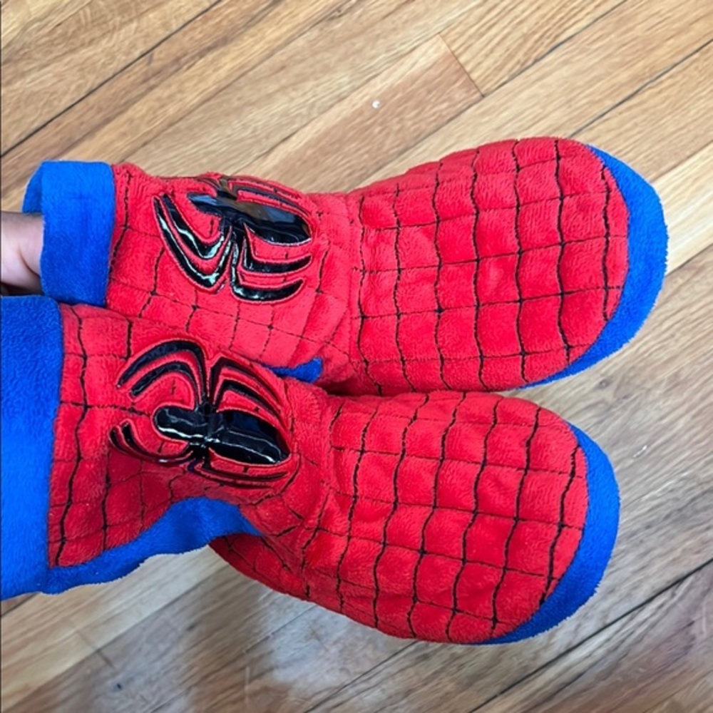 Spiderman 2/3Y Red and Blue Kids Slippers